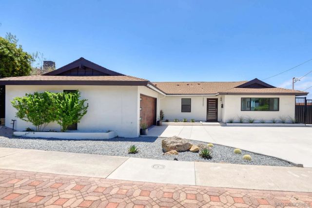 2222 Bahia Dr, La Jolla, CA 92037