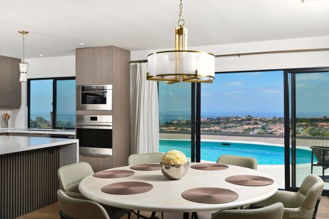 2222 Bahia Dr, La Jolla, CA 92037