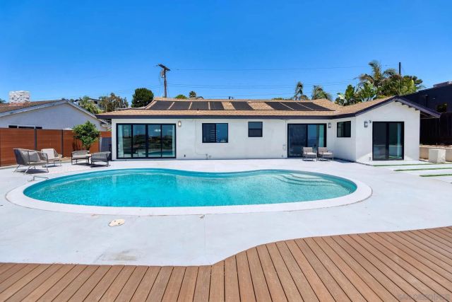 2222 Bahia Dr, La Jolla, CA 92037