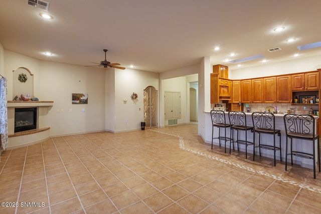 1156 Castile Court, Las Cruces, NM 88007
