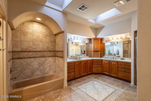 1156 Castile Court, Las Cruces, NM 88007