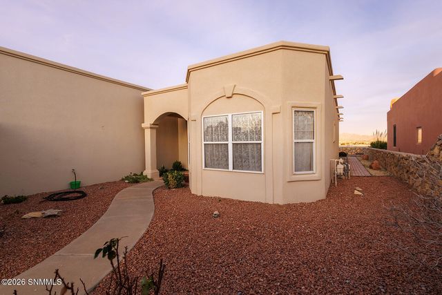 1156 Castile Court, Las Cruces, NM 88007