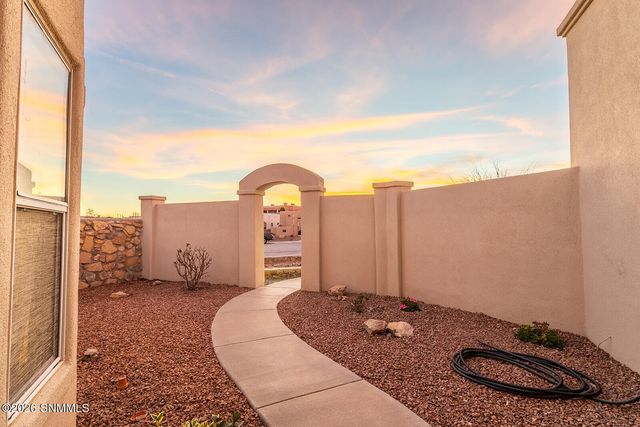 1156 Castile Court, Las Cruces, NM 88007