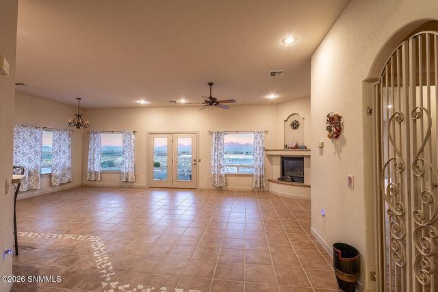 1156 Castile Court, Las Cruces, NM 88007