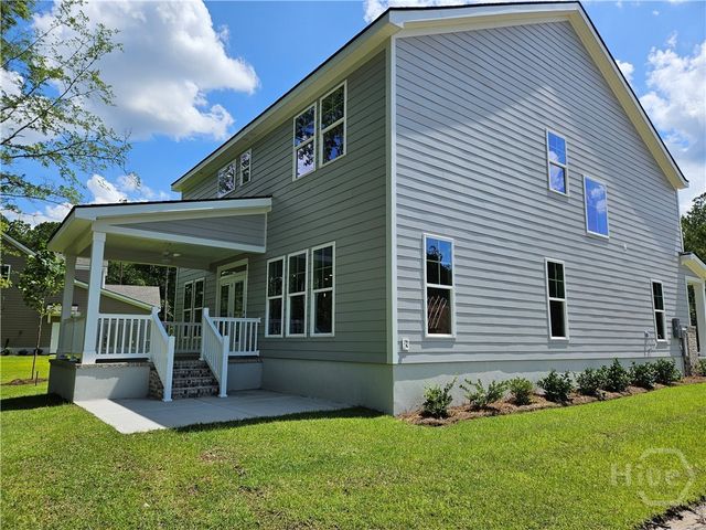 225 Glendale Circle, Richmond Hill, GA 31324