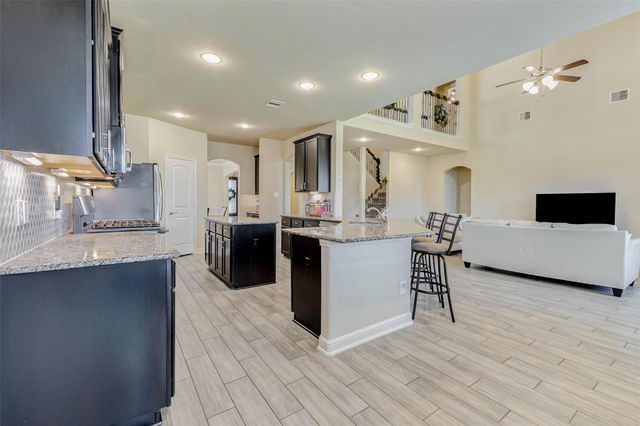 5319 Lauren Manor Drive, Brookshire, TX 77423