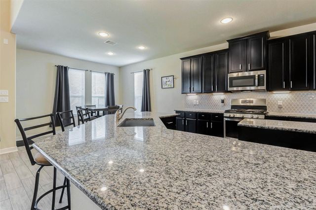 5319 Lauren Manor Drive, Brookshire, TX 77423