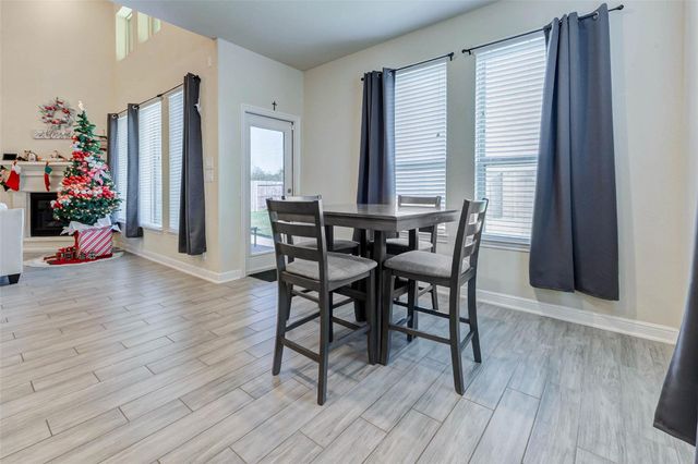 5319 Lauren Manor Drive, Brookshire, TX 77423