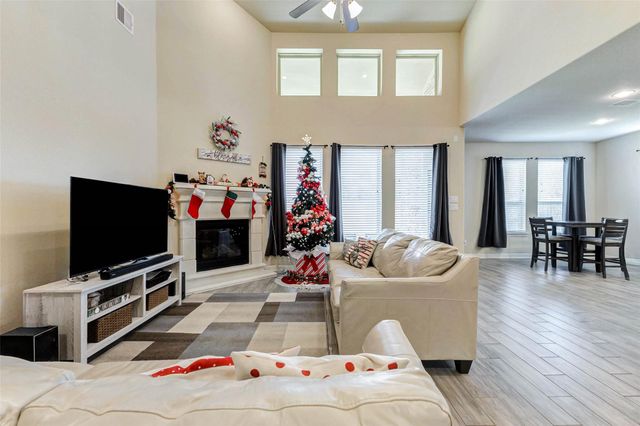 5319 Lauren Manor Drive, Brookshire, TX 77423