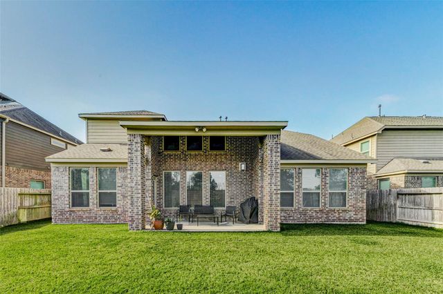 5319 Lauren Manor Drive, Brookshire, TX 77423