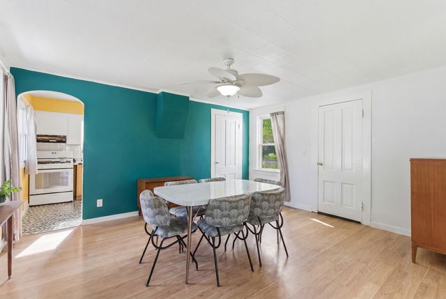 327 Silver Street, Elgin, IL 60123