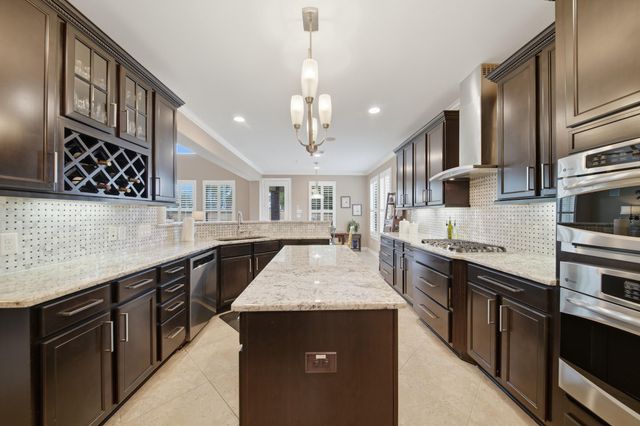 2416 Malaga Lane, League City, TX 77573