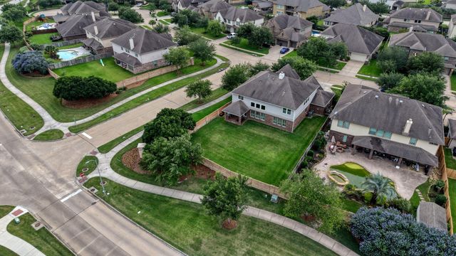 2416 Malaga Lane, League City, TX 77573