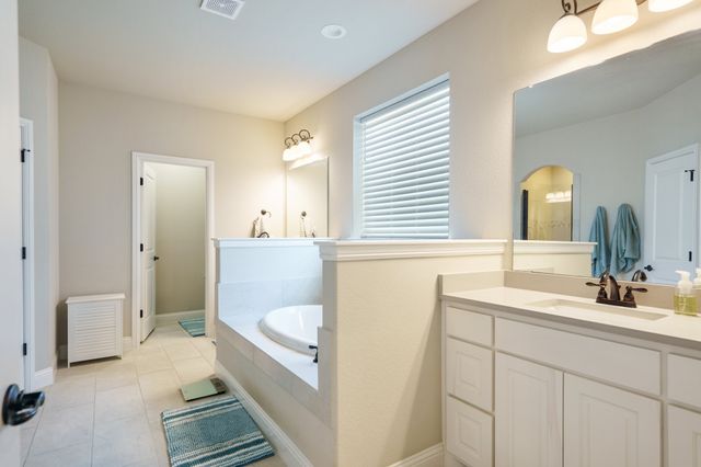 351 Crosswind, Waxahachie, TX 75167