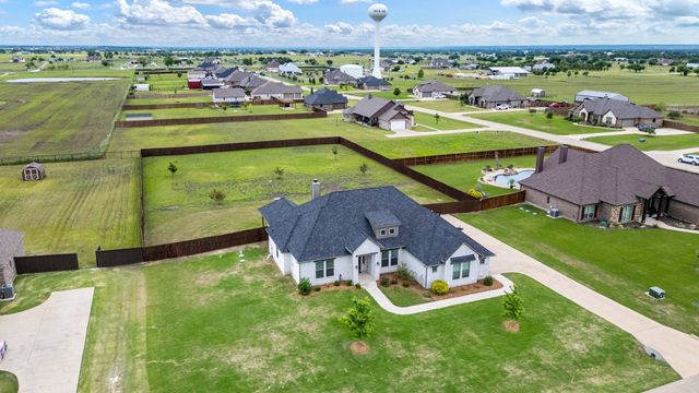 351 Crosswind, Waxahachie, TX 75167