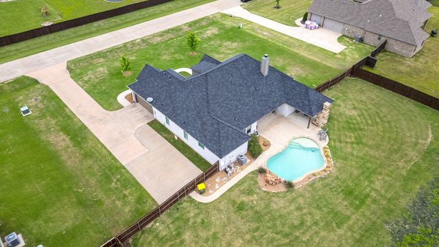 351 Crosswind, Waxahachie, TX 75167
