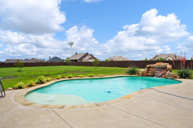 351 Crosswind, Waxahachie, TX 75167