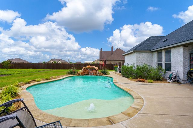 351 Crosswind, Waxahachie, TX 75167