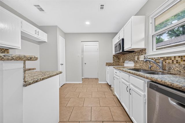 10419 Appleridge Drive, Houston, TX 77070