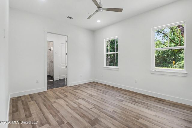 7510 Mahoney Drive, Pass Christian, MS 39571