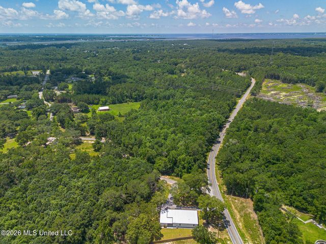 7510 Mahoney Drive, Pass Christian, MS 39571