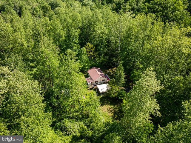 873 ENTRY RUN RD, Stanardsville, VA 22973
