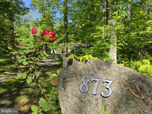 873 ENTRY RUN RD, Stanardsville, VA 22973