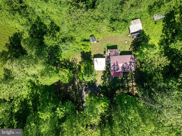 873 ENTRY RUN RD, Stanardsville, VA 22973