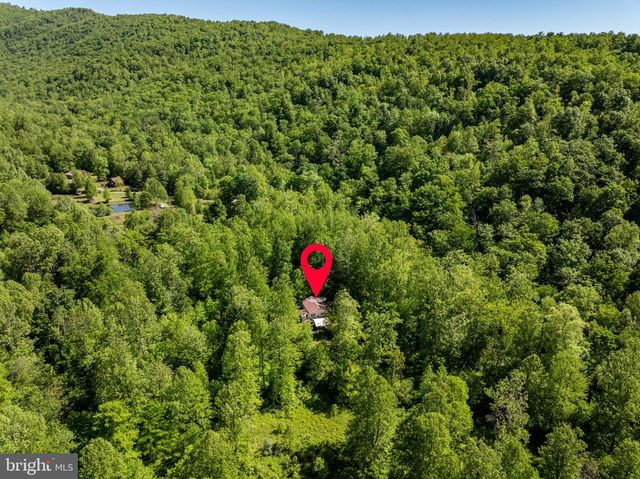 873 ENTRY RUN RD, Stanardsville, VA 22973