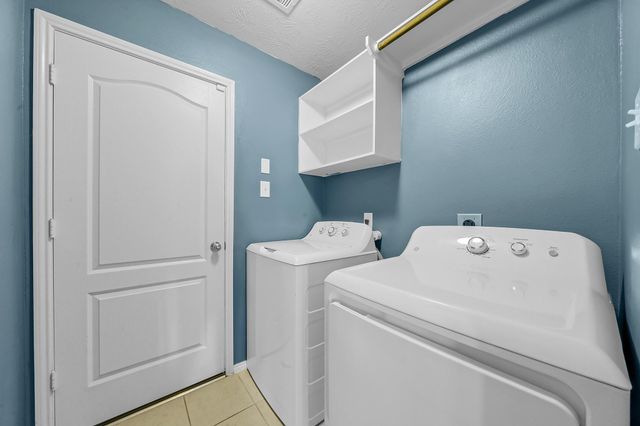 13815 Kodiak Brown Bear Street, Crosby, TX 77532