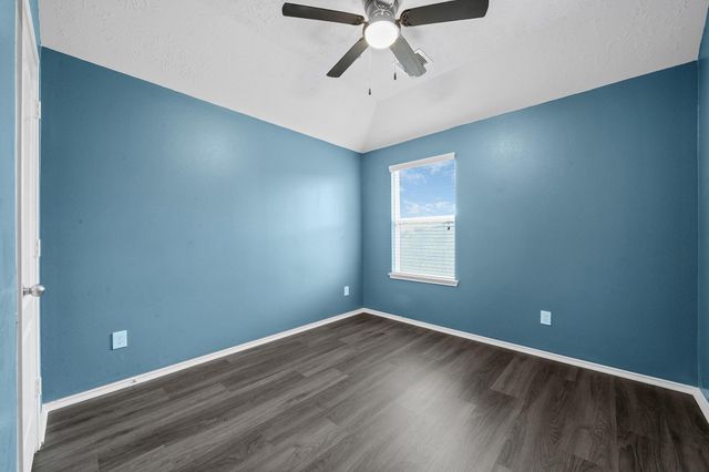 13815 Kodiak Brown Bear Street, Crosby, TX 77532