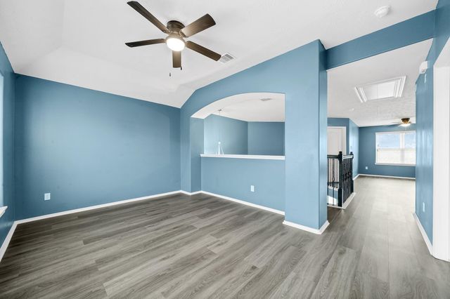 13815 Kodiak Brown Bear Street, Crosby, TX 77532