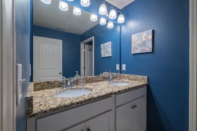 3637 Genoa Dr, Murfreesboro, TN 37128