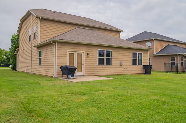 3637 Genoa Dr, Murfreesboro, TN 37128