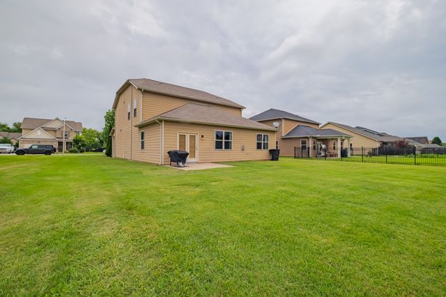 3637 Genoa Dr, Murfreesboro, TN 37128
