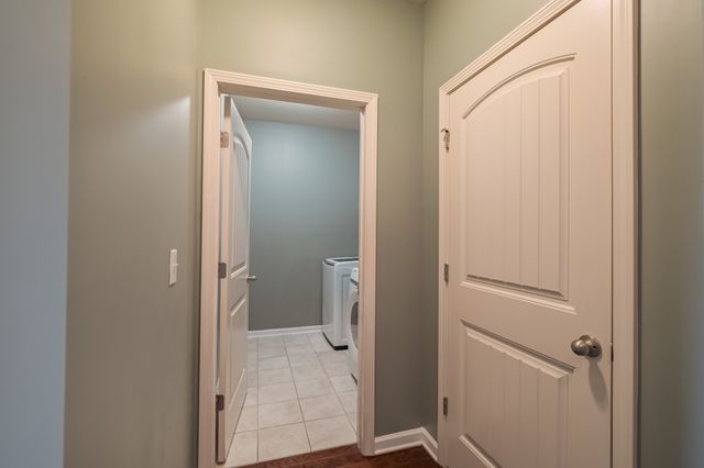 3637 Genoa Dr, Murfreesboro, TN 37128