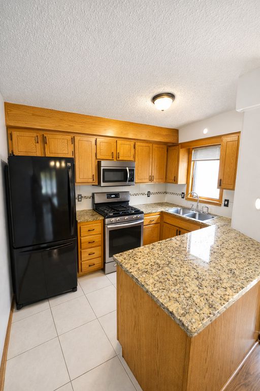 301 Aster Drive, Northfield, MN 55057 — photo 2