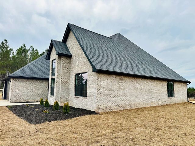 77 Bates Ave., Purvis, MS 39475