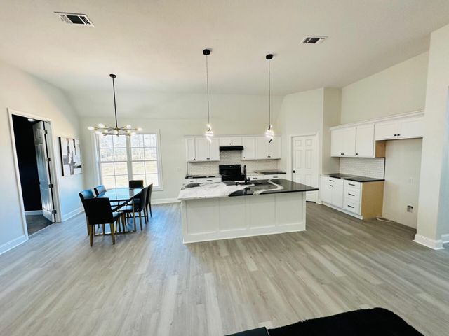 77 Bates Ave., Purvis, MS 39475