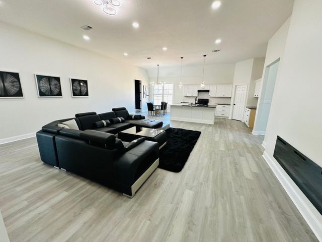 77 Bates Ave., Purvis, MS 39475