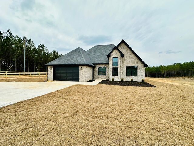 77 Bates Ave., Purvis, MS 39475