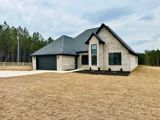 77 Bates Ave., Purvis, MS 39475