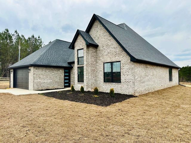 77 Bates Ave., Purvis, MS 39475