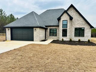 77 Bates Ave., Purvis, MS 39475