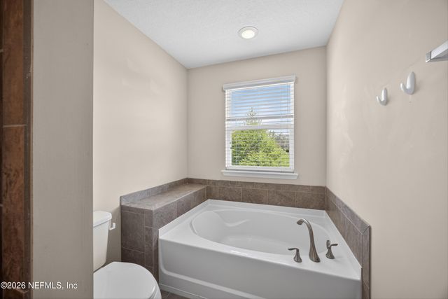 523 RICHMOND Drive, St. Johns, FL 32259