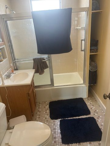 36 Ibbetson St 3, Somerville, MA 02143