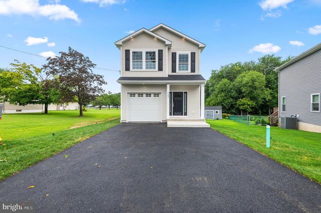 1509 RIVER RD, Croydon, PA 19021