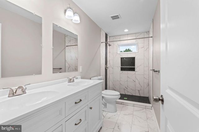 1509 RIVER RD, Croydon, PA 19021