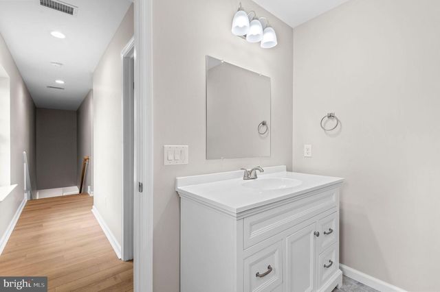 1509 RIVER RD, Croydon, PA 19021