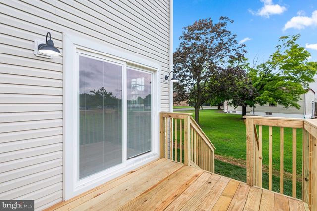 1509 RIVER RD, Croydon, PA 19021